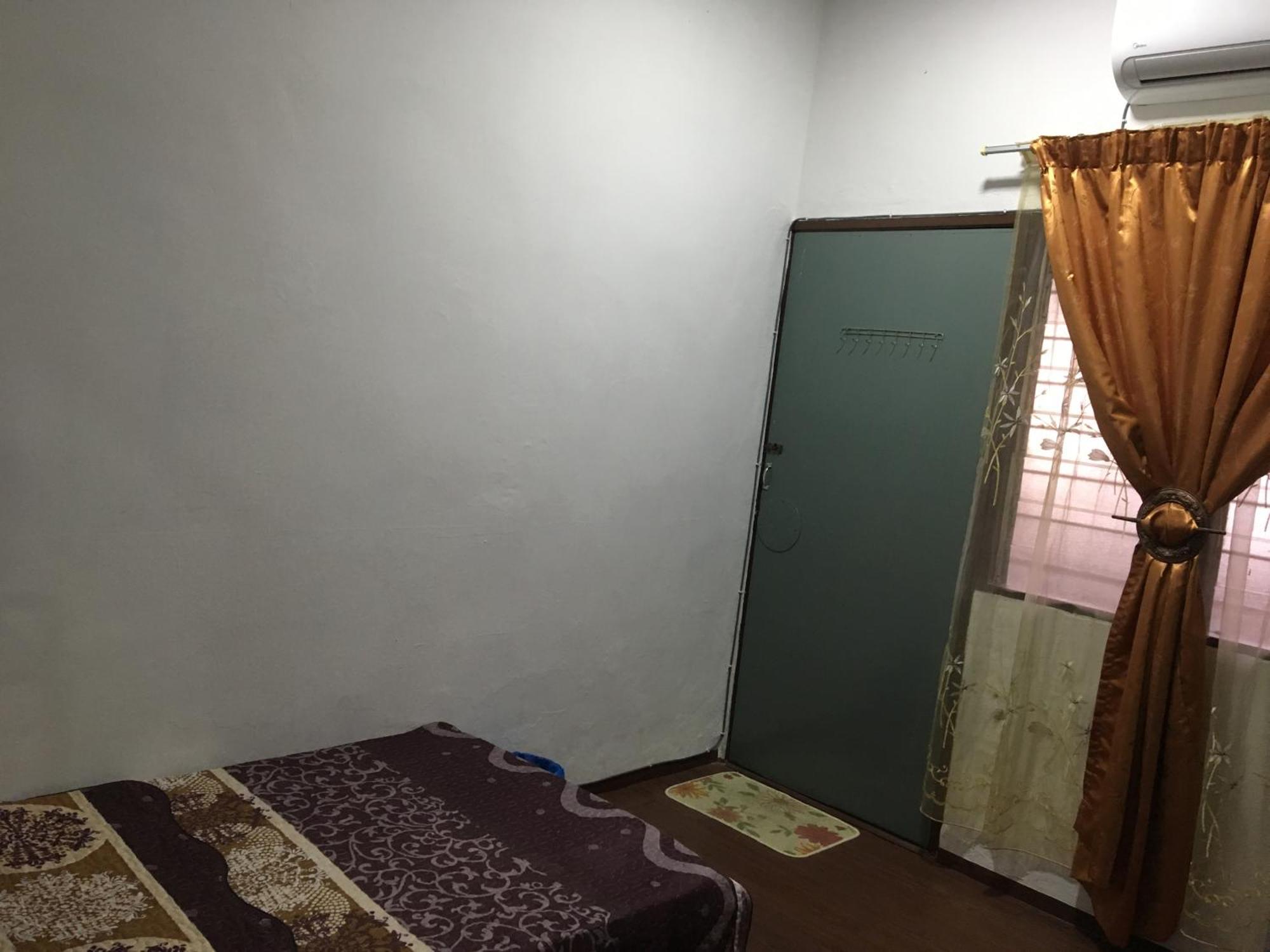 Rb Double Storey Bandar Tasik Selatan Homestay Kuala Lumpur Exteriör bild