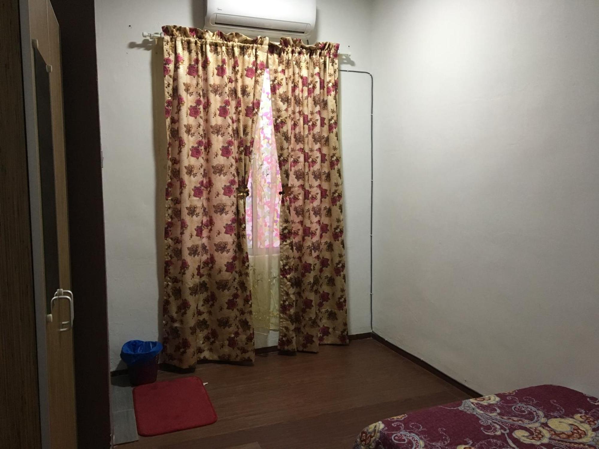 Rb Double Storey Bandar Tasik Selatan Homestay Kuala Lumpur Exteriör bild