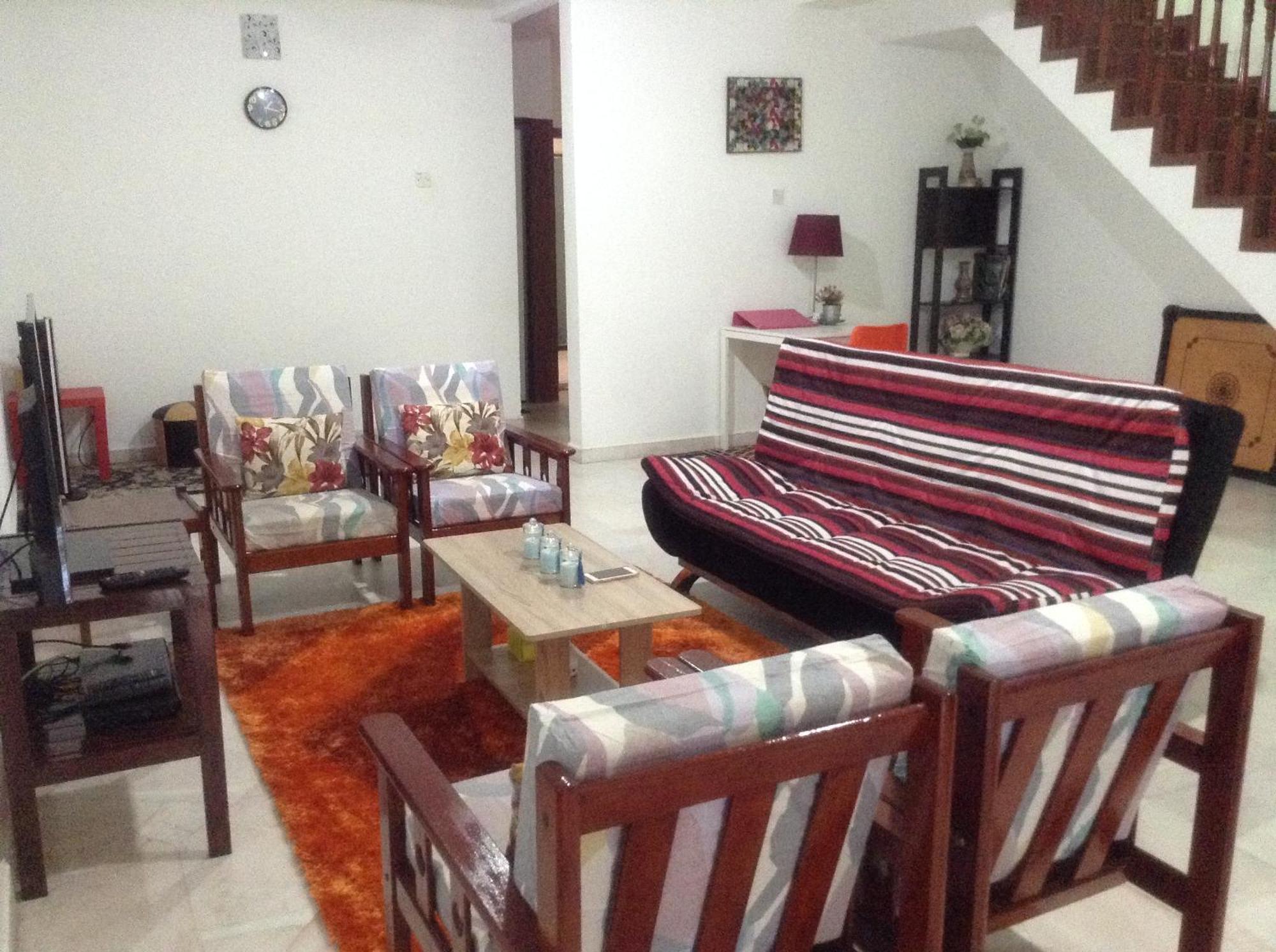 Rb Double Storey Bandar Tasik Selatan Homestay Kuala Lumpur Exteriör bild